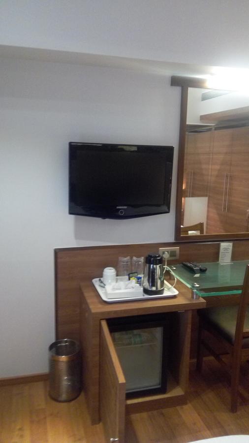 The Royal Orchid Hotel, Chembur Βομβάη Εξωτερικό φωτογραφία