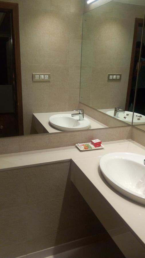 The Royal Orchid Hotel, Chembur Βομβάη Εξωτερικό φωτογραφία