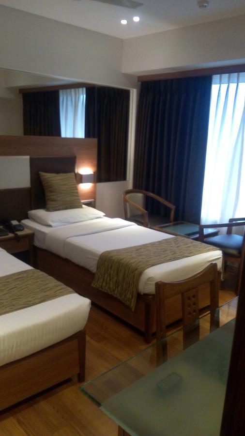 The Royal Orchid Hotel, Chembur Βομβάη Εξωτερικό φωτογραφία