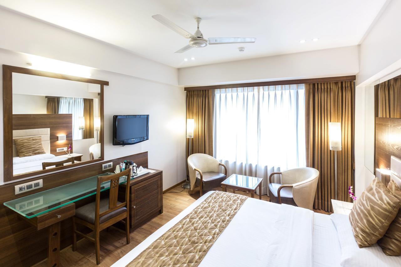 The Royal Orchid Hotel, Chembur Βομβάη Εξωτερικό φωτογραφία